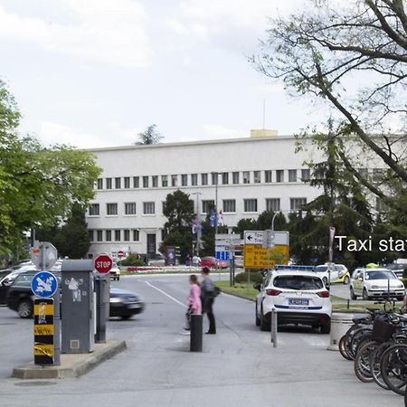 Nicola'S Leilighet Novi Sad Eksteriør bilde
