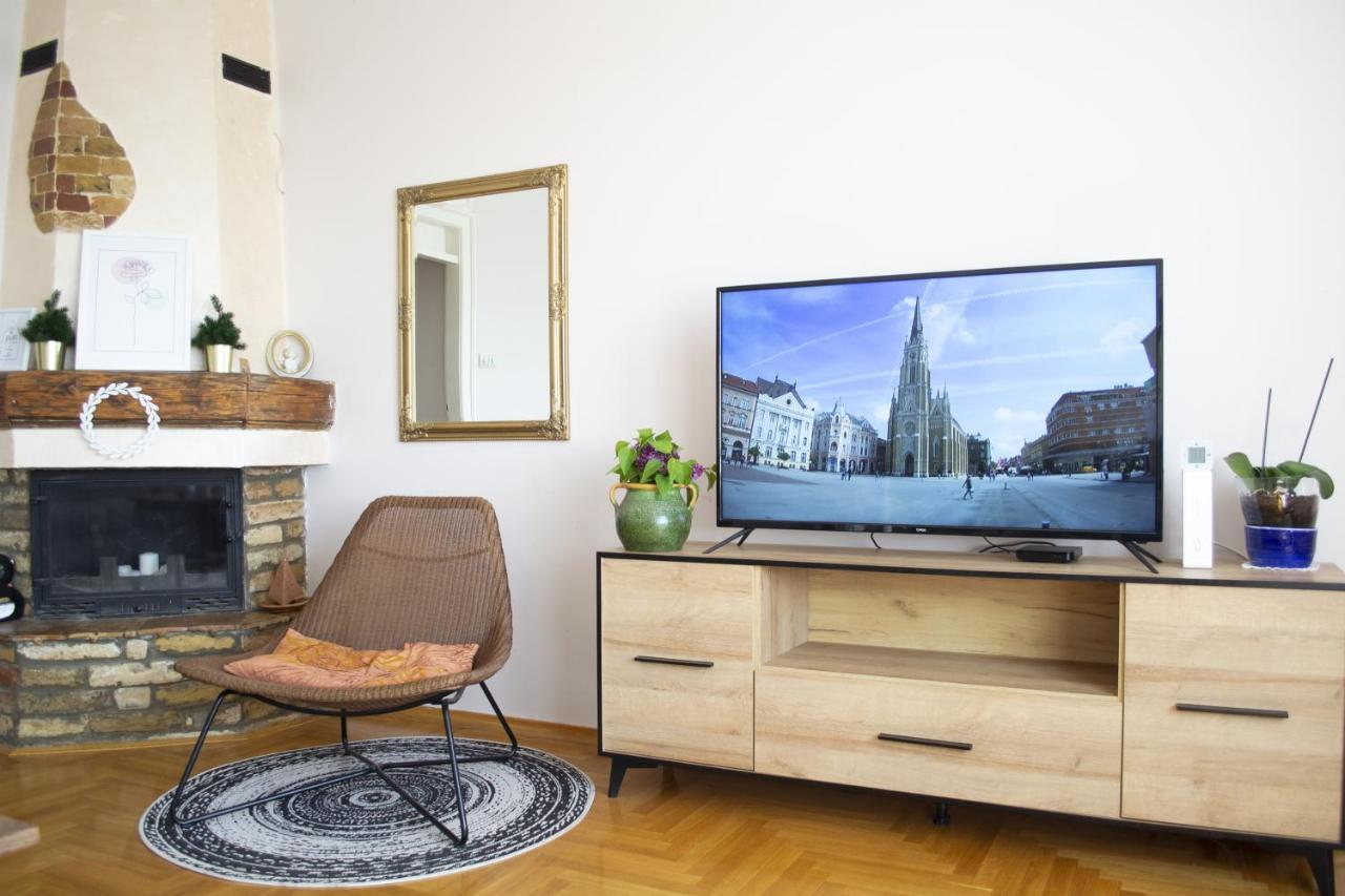 Nicola'S Leilighet Novi Sad Eksteriør bilde