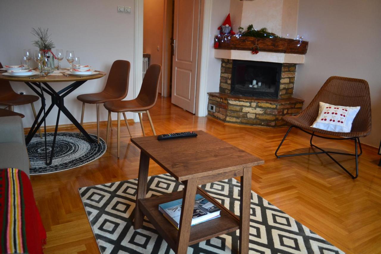 Nicola'S Leilighet Novi Sad Eksteriør bilde